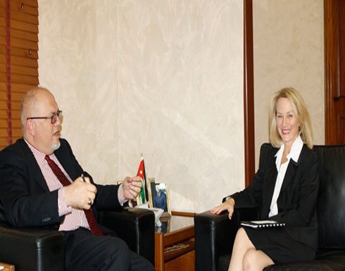 وزير الاشغال والسفيرة الاميركية يبحثان التعاون المشترك