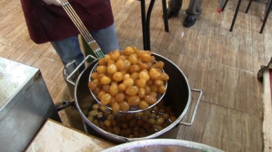 الأردنيون أنفقوا مليون دينار على الحلويات .. أول اسبوع في رمضان الأردنيون أنفقوا مليون دينار على الحلويات .. أول اسبوع في رمضان