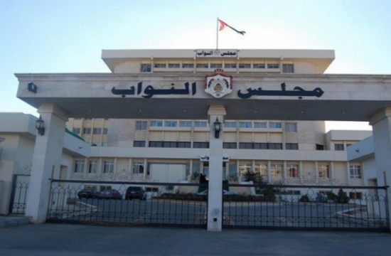 الصحفيون والمصورون يعودون لعملهم بعد تأكيدات بأن حريتهم مضمونة