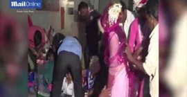 بالفيديو.. لقطات مروعة لطفلة تبكى أثناء زواجها من طفل آخر بالفيديو.. لقطات مروعة لطفلة تبكى أثناء زواجها من طفل آخر