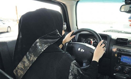 كبار علماء السعودية: قيادة المرأة للسيارة من الأمور المباحة كبار علماء السعودية: قيادة المرأة للسيارة من الأمور المباحة