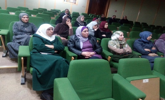 وزارة الطاقة تقيم ندوة حول آفة المخدرات - صور