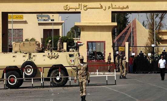فتح معبر رفح في الإتجاهين ثلاثة أيام لتسهيل عبور العالقين فتح معبر رفح في الإتجاهين ثلاثة أيام لتسهيل عبور العالقين