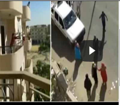 بالفيديو - "بلطجية" يعتدون على امرأة عربية ويجبرونها على الخروج من منزلها بملابس غير محتشمة بالفيديو - "بلطجية" يعتدون على امرأة عربية ويجبرونها على الخروج من منزلها بملابس غير محتشمة