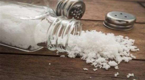 أطعمة ومشروبات تُضعف العظام