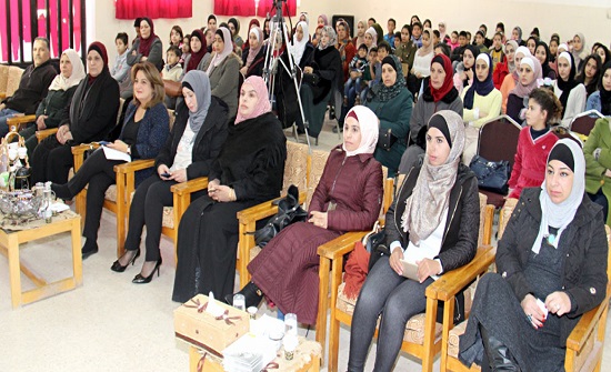 جلسة حوارية حول العنف الأسري في عيرا ويرقا جلسة حوارية حول العنف الأسري في عيرا ويرقا