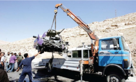 وفاة سيدة وإصابة ابنها بحادث تصادم في الطفيلة