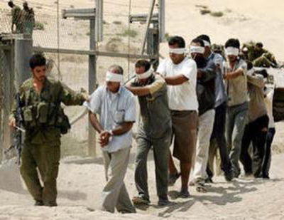 إضراب 5 آلاف معتقل فلسطيني في ذكرى يوم الأسير إضراب 5 آلاف معتقل فلسطيني في ذكرى يوم الأسير