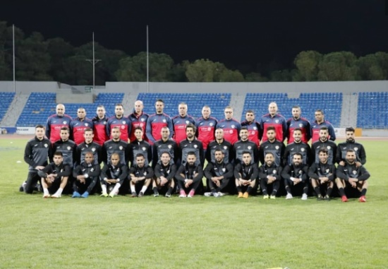 نجوم المنتخب الوطني ينفذون زيارات تجسيدا للمسؤولية الاجتماعية نجوم المنتخب الوطني ينفذون زيارات تجسيدا للمسؤولية الاجتماعية