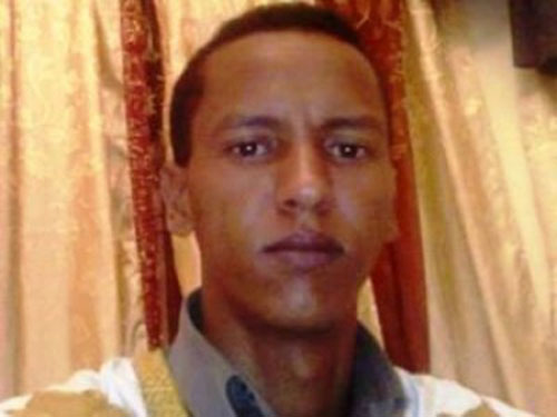 كاتب مقال موريتاني مسئ للرسول محمد يعلن توبته واعتذاره خلال محاكمته كاتب مقال موريتاني مسئ للرسول محمد يعلن توبته واعتذاره خلال محاكمته