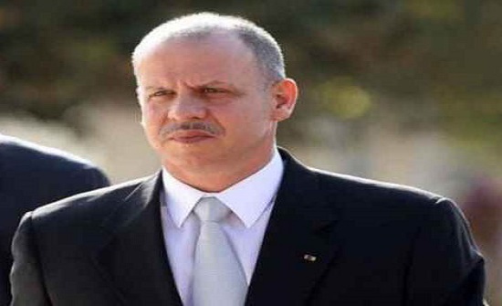 الأمير فيصل يقدم واجب العزاء لأسر الطهراوي والعلي وأبو سيدو الأمير فيصل يقدم واجب العزاء لأسر الطهراوي والعلي وأبو سيدو