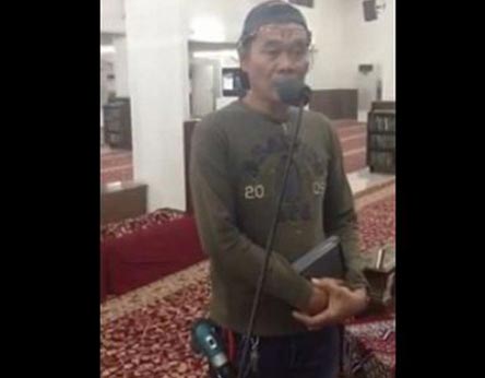 فلبيني يبهر مستمعيه بتلاوته للقرآن