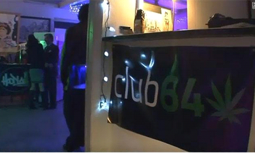 إفتتاح  نادٍ لتعاطي  " الماريغوانا  " في أمريكا