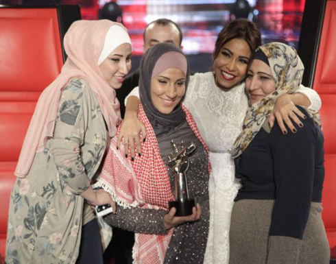 والدة نداء شرارة الفائزة بلقب The Voice: هذه حقيقة خلع ابنتي الحجاب والدة نداء شرارة الفائزة بلقب The Voice: هذه حقيقة خلع ابنتي الحجاب
