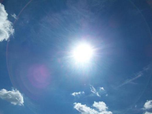 طقس حار نسبيا حتى الثلاثاء