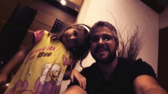 شقيق نانسي عجرم بصور مميزة مع ابنتها ايللا