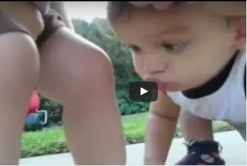 رد فعل طريف من طفل على إصابة فتاة