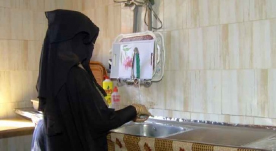 مسؤوليات كبيرة ملقاة على فتيات صغيرات يرأسن 2755 أسرة في الأردن مسؤوليات كبيرة ملقاة على فتيات صغيرات يرأسن 2755 أسرة في الأردن