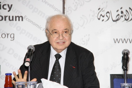 اقتصاديون: رسالة الملك تحدد اولويات عملية للنهوض بالاقتصاد الوطني