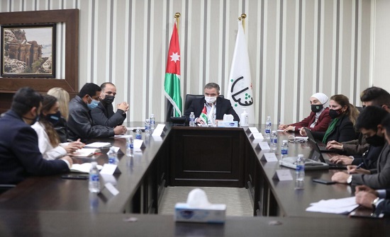 وزير الشباب يطلع على آخر التطورات لمبادرة شبابية بمجال التوعية الصحية