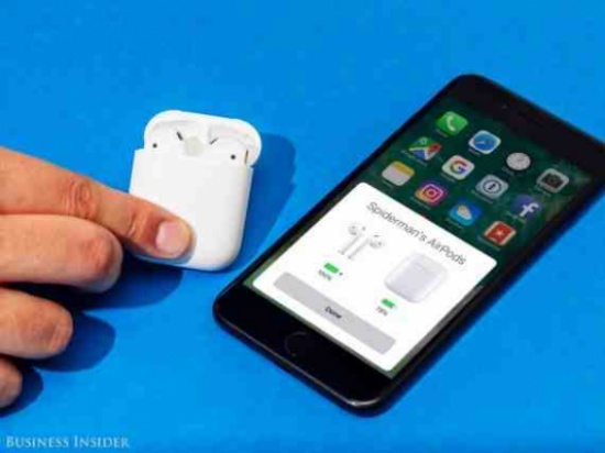 آبل تستجيب لجمهورها وتُجري 6 تحسينات على السماعات اللاسلكية AirPods آبل تستجيب لجمهورها وتُجري 6 تحسينات على السماعات اللاسلكية AirPods