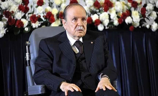 الجزائر.. صحيفة مقربة من الرئاسة ترجح مغادرة بوتفليقة الحكم نهاية أبريل