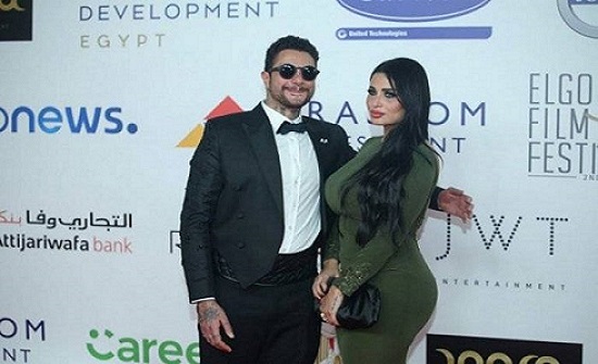 أحمد الفيشاوي يحذف زوجته من إنستغرام.. والأخيرة تغلق حسابها أحمد الفيشاوي يحذف زوجته من إنستغرام.. والأخيرة تغلق حسابها