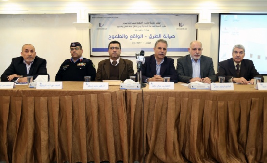 مهندسون يبحثون الواقع والطموح في صيانة الطرق