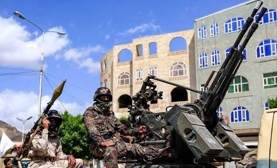 مصرع عشرات الحوثيين في اشتباكات وغارات للتحالف