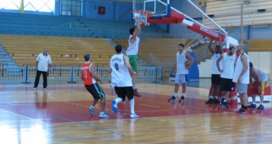 التطبيقية يستعد للمشاركة في الأندية الآسيوية للسلة ( صور )