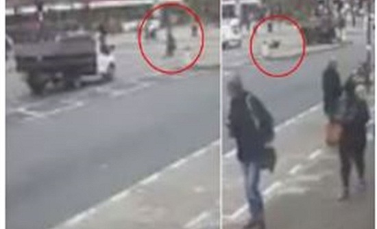 شاهد..شاحنة تهرب بعد دهس مسن أثناء عبوره الطريق