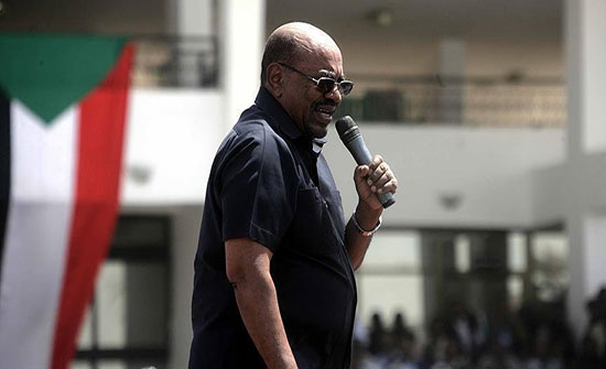 نائب البشير: إعلان الطوارئ لا علاقة له بالمظاهرات