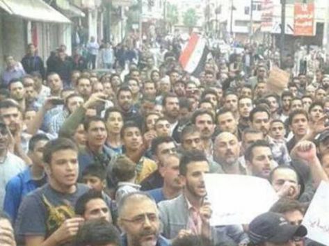 بالفيديو.. لأول مرة علويو حمص يتظاهرون ضد النظام بالفيديو.. لأول مرة علويو حمص يتظاهرون ضد النظام