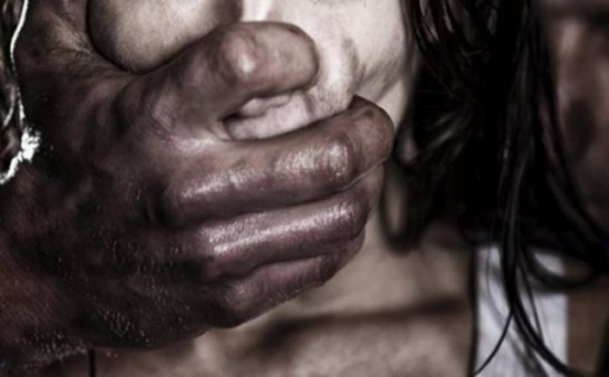 سورى يغتصب 'معاقة ذهنيًا ' .. ووالدها يرفض ترحيله خارج البلاد سورى يغتصب 'معاقة ذهنيًا ' .. ووالدها يرفض ترحيله خارج البلاد