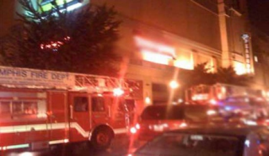 مقتل نحو 200 شخص في حريق بناد ليلي في البرازيل