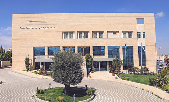 معهد الإعلام يواصل تنفيذ تدريبات التربية الإعلامية والمعلوماتية معهد الإعلام يواصل تنفيذ تدريبات التربية الإعلامية والمعلوماتية