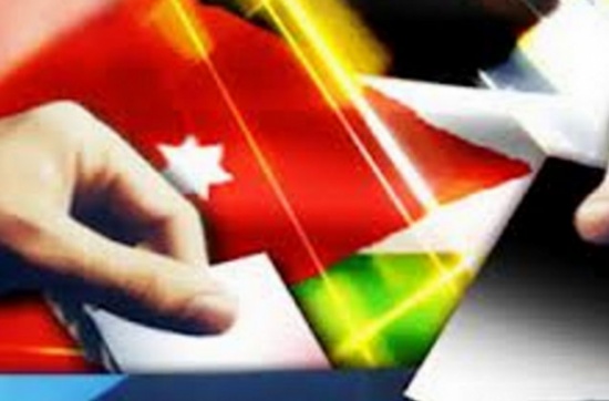 اللامركزية.. 3 أعضاء أعمارهم لم تتجاوز 26 عاماً اللامركزية.. 3 أعضاء أعمارهم لم تتجاوز 26 عاماً