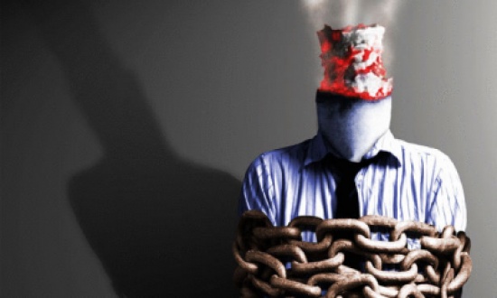 بالفيديو .. أردني بعد رفع اسعار السجائر : " يكسر جاهه ويغير اتجاهه "