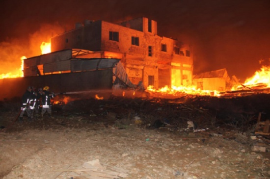 55 آلية لإخماد حريق ضخم في سحاب 55 آلية لإخماد حريق ضخم في سحاب
