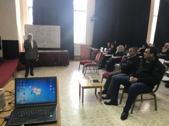 جلسات حوارية في كلية الأميرة عالية الجامعية بعنوان (تحديات العصر) جلسات حوارية في كلية الأميرة عالية الجامعية بعنوان (تحديات العصر)