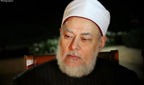 بالفيديو .. علي جمعة : يجوز لمسلمي أوروبا بيع الخمور ونقلها