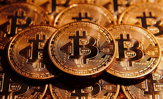 رغم التحذيرات ... تعاملات لعملة "بيتكوين" وأخواتها في الأردن