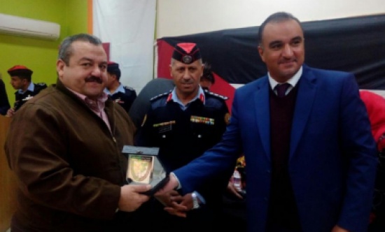 كلية الزرقاء الجامعية تقيم حفل تخريج دورة أصدقاء الشرطة