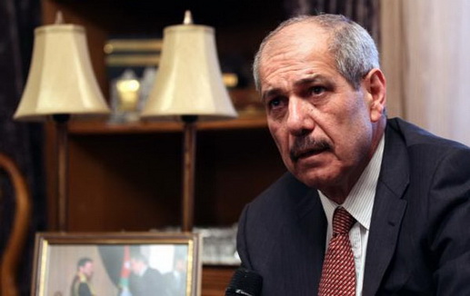 الطراونة ينقل تعازي الملك بوفاة المرحوم سعيد خوري الطراونة ينقل تعازي الملك بوفاة المرحوم سعيد خوري