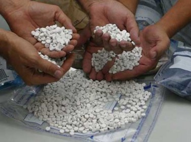 احباط تهريب 800 الف حبة مخدرة احباط تهريب 800 الف حبة مخدرة