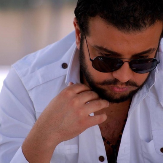 فنان سوري يخضع لعملية تجميل! فنان سوري يخضع لعملية تجميل!