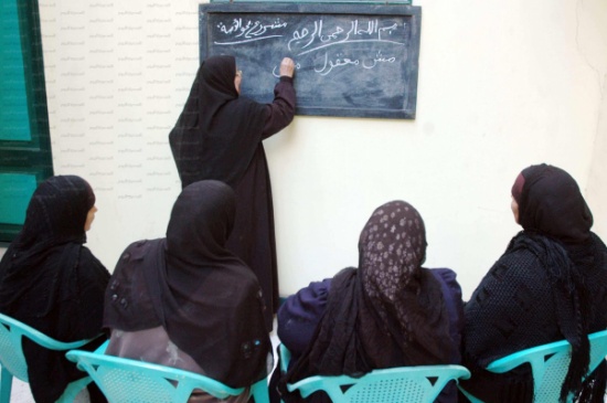 الإناث أكثر أمية من الذكور في الأردن الإناث أكثر أمية من الذكور في الأردن