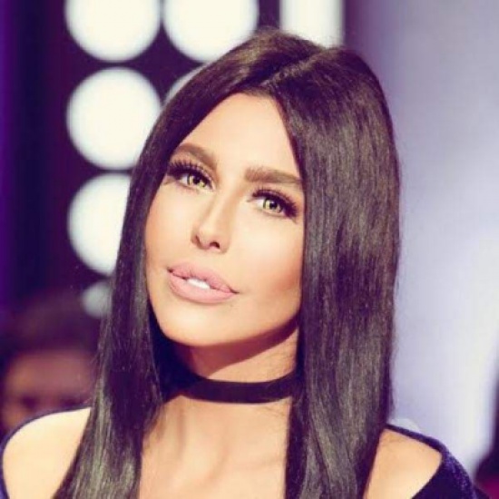 بالفيديو - ليلى اسكندر كما لم ترونها من قبل.. والجمهور: "إطلالة قبيحة"