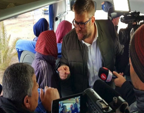 أهالي أسرى في غزة يروون تفاصيل تهجم "حزان" بحقهم أهالي أسرى في غزة يروون تفاصيل تهجم "حزان" بحقهم