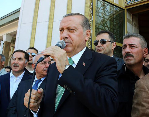 أردوغان يستنكر التصريحات الأمريكية.. ويقول أنها تدل على من يقف خلف الانقلابيين أردوغان يستنكر التصريحات الأمريكية.. ويقول أنها تدل على من يقف خلف الانقلابيين